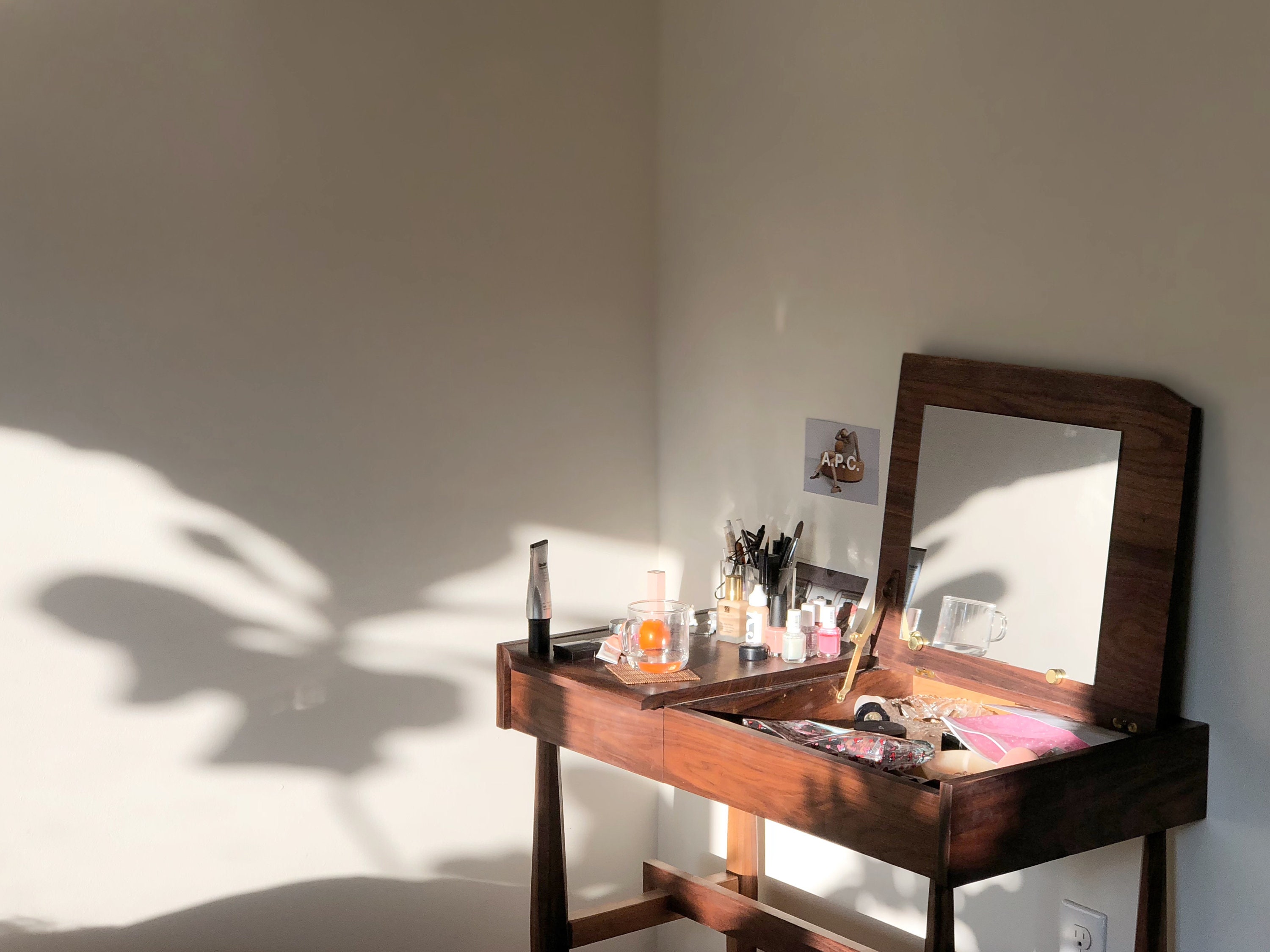 Vainty Desk With Mirror And Drawer Modern Minimal Mcm Style Walnut Vanity Desk With Open Top Mirror