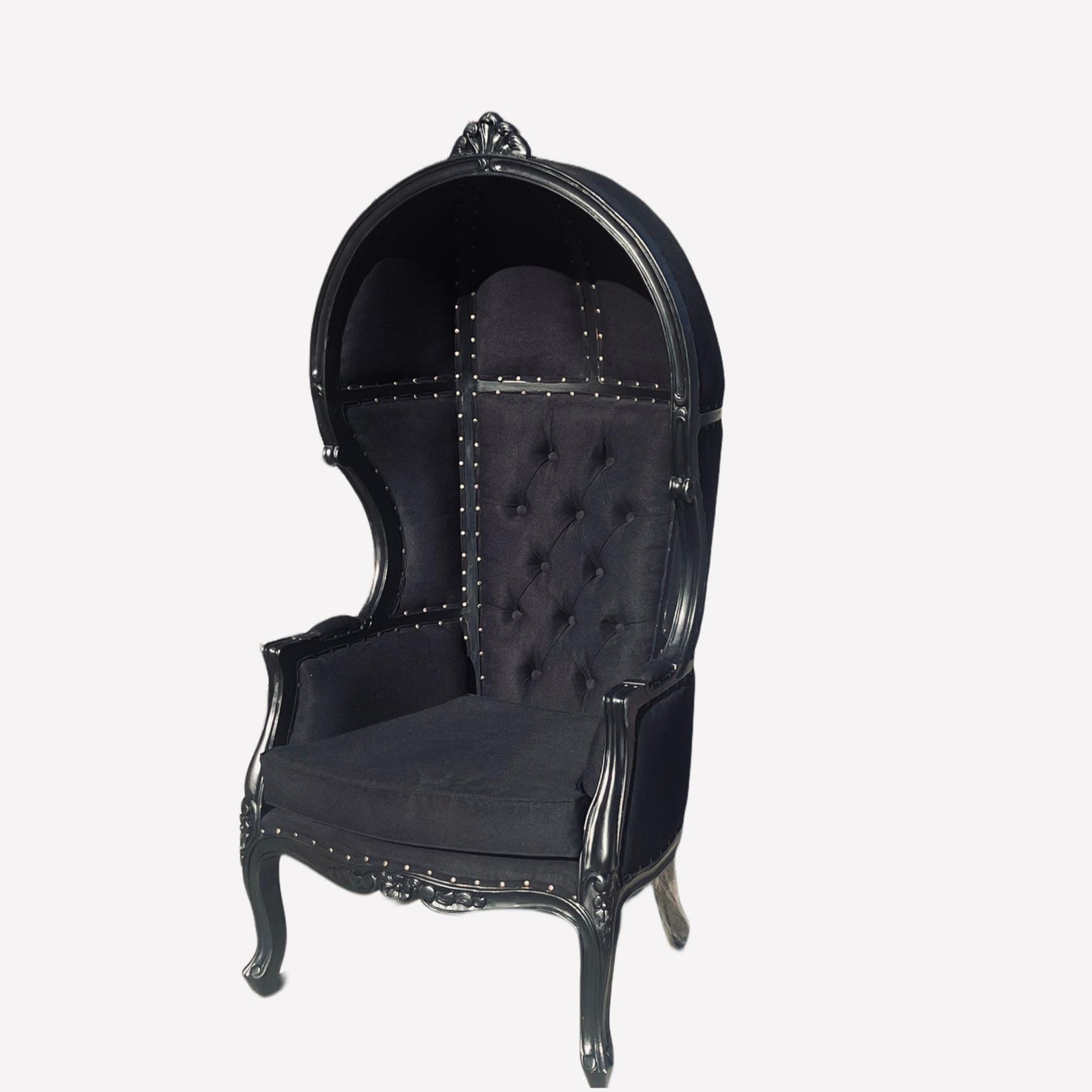 Louis XV-style Porter chair with tufted black velvet and solid mahogany frame, a gothic throne for sex room décor