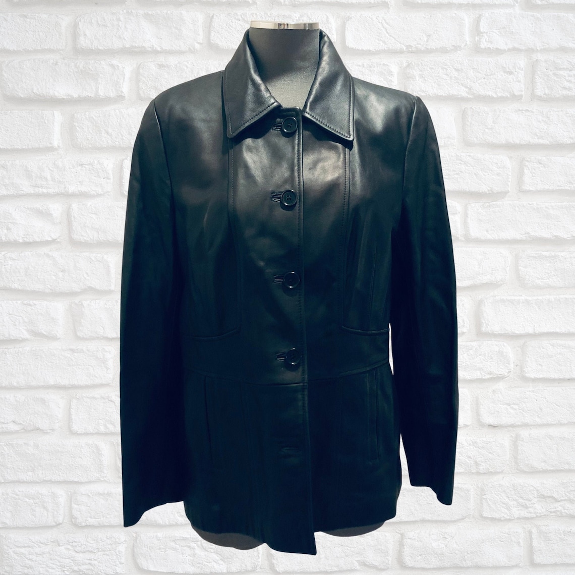 Unworn vintage 90s 00s waist length black genuine leather image 0
