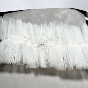 Giarrettiera da sposa in tulle avorio: giarrettiera da sposa con strass e perle