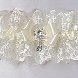 Couleur personnalisée satin nœud et strass ensemble jarretière de mariage Lingerie nuptiale dentelle blanche ensemble de jarretières Cadeaux de mariage image 2