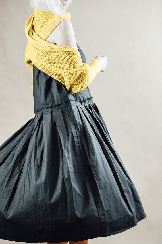 mustard yellow sleeveless dress