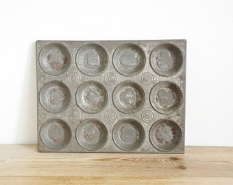 Vintage baking tray or muffin pan with patina, shabby farmhouse kitchen decor, Pastry molds, Tea lights holder, Gift for baker, desk