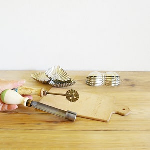 Vintage old kitchen set with cutting board dough wheel crimper apple corer and 9 small molds for cakes, Instant collection Country farmhouse image 4