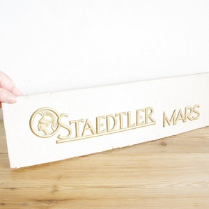 Letrero original vintage raro de Mars Staedtler con letras de metal sobre cartón, artículo publicitario de colección, decoración de oficina industrial, único