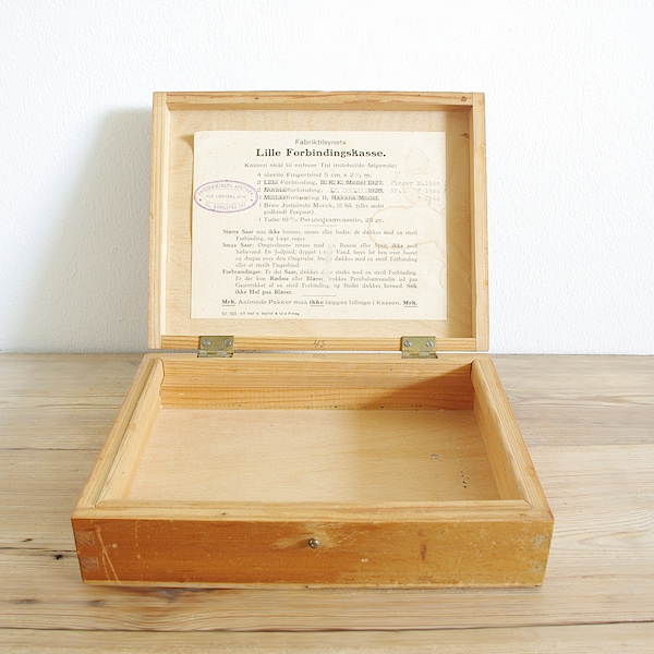 Vintage houten kist met deksel, EHBO-doos uit de jaren 40, oude rustieke primitieve, Office journaling briefpapieropslag, Bureauorganisator