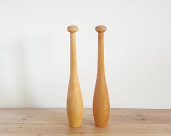 Vintage pair of wooden gym pins or clubs, Indian exercise clubs, gymnastics exercise batons, unique interior design home decor, juggling pin