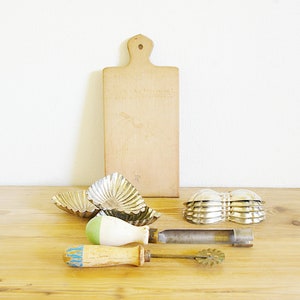 Vintage old kitchen set with cutting board dough wheel crimper apple corer and 9 small molds for cakes, Instant collection Country farmhouse image 1