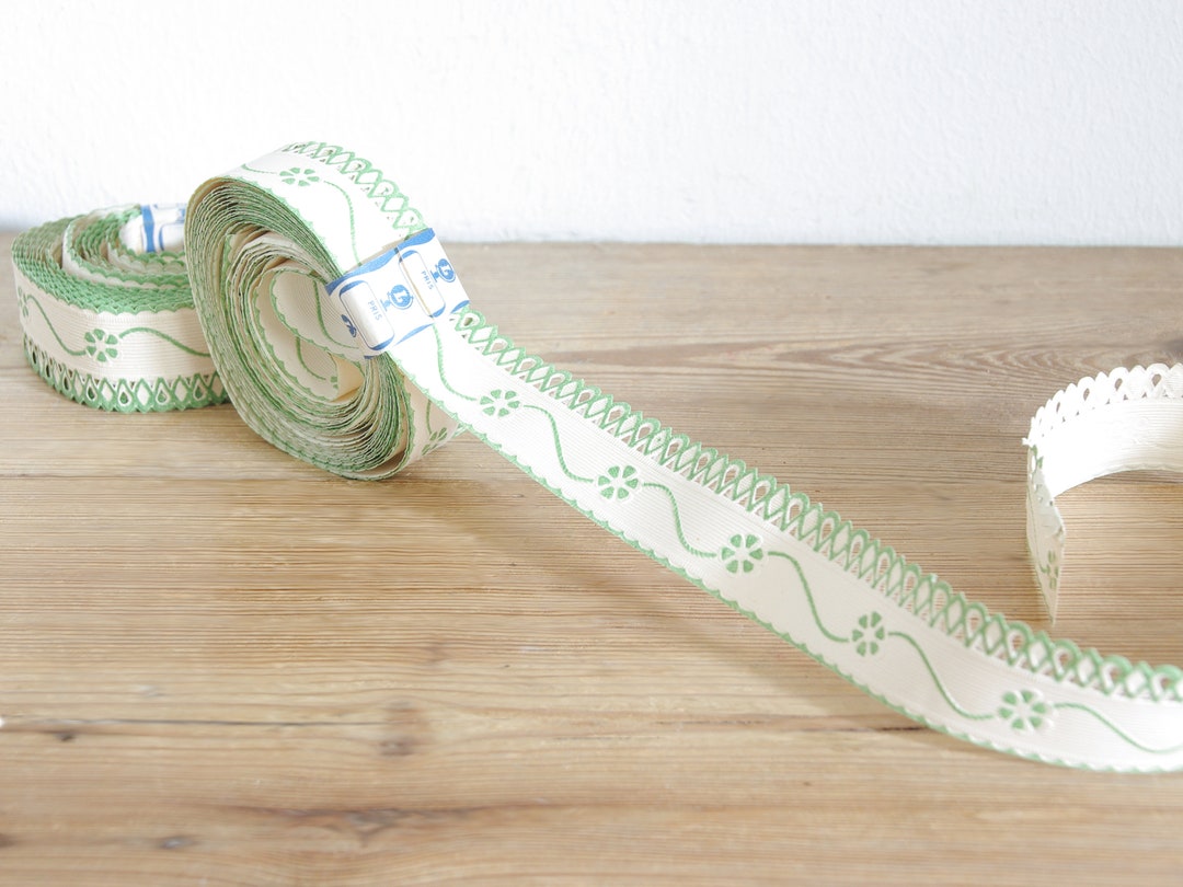 Vintage Shelf Edging Trim Paper Roll Sealed, Kitchen Pantry Decor, New Old Stock NOS, Paper