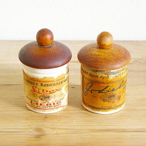 Antique rare Liebig meat extract jars with lid, collectible faience porcelain pots extractum carnis, Justus Liebig Libox Antwerp London image 3