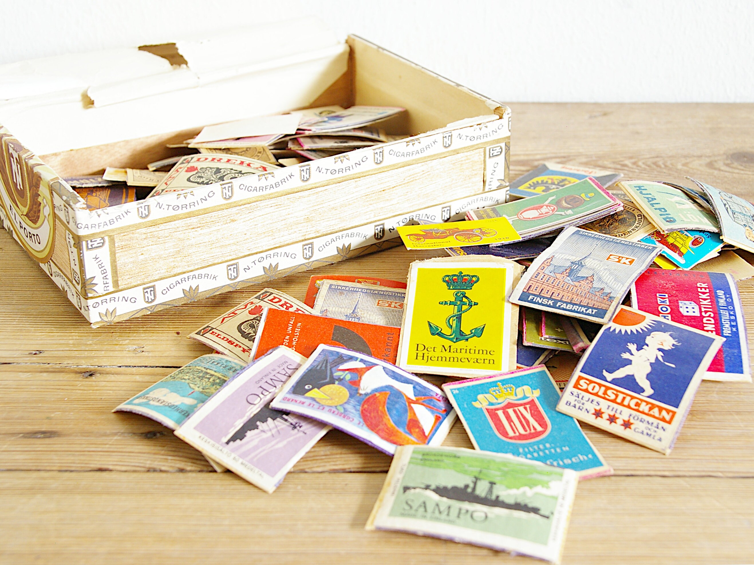 Matchbox Label Vintage 80+ Original Matchbox Labels, Advertising Label, Colorful ...