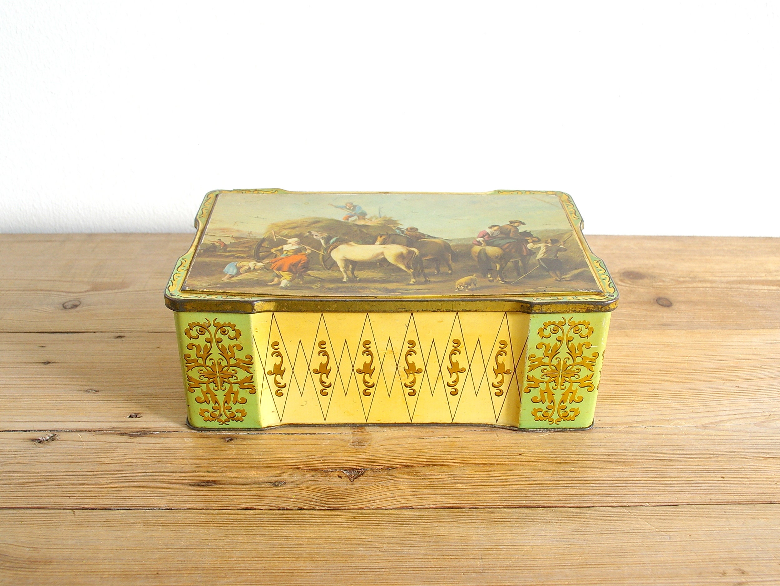 Vintage Cookie Tin With Painting Biscuits Box Tin Harvest 