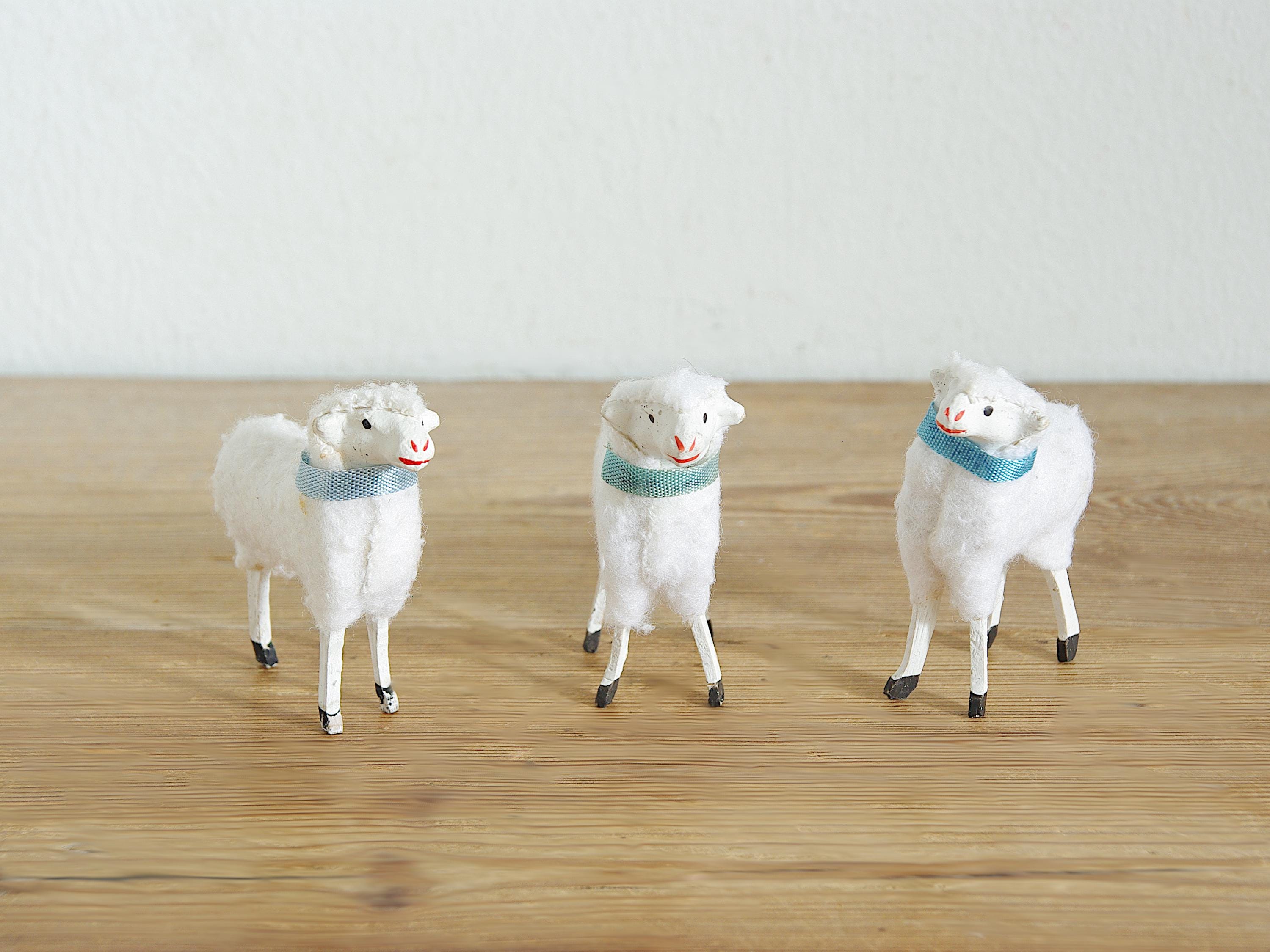 * antique ornament ❀ * 古い羊さん オーナメント Vintage Rare Putz Sheep, Antique Wool Sheep, Christmas Nativity
