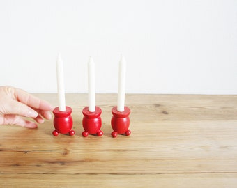 Vintage set of 3 small candleholders in red painted wood, Swedish Christmas, Sweden folk art, traditional candle sticks, Scandinavian folksy