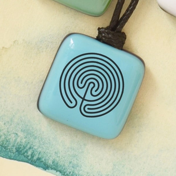 Labyrinth. Labyrinth petroglyph. Rock art. Labyrinth of Mogor. Cretan labyrinth. Labyrinth pendant. Labyrinth of the Minotaur.