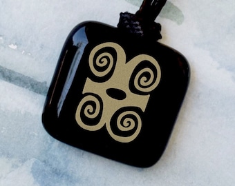 Adinkra Force. Dwennimmen. Strength talisman. African symbol. Symbol of strength. African pendant of strength. Kwanzaa. Adinkra tribal sign