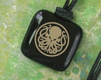 Cthulhu. Cthulhu Necklace. The primeval monsters Howard Phillips Lovecraft. Cthulhu octopus. Monster Cthulhu. The Call of Cthulhu.