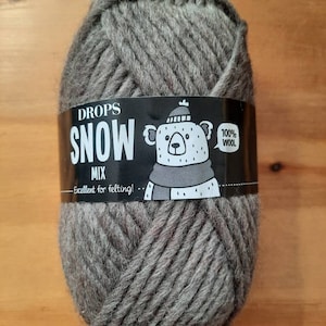 Chunky Wool Yarn Big Yarn Bulky Yarn DROPS SNOW ESKIMO Felting
