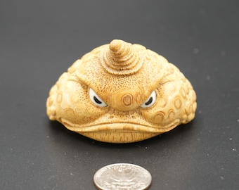 Angry Looking Bamboo Root Carved Golden Toad 竹雕金蟾 II