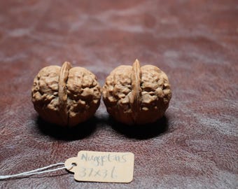 Matched TWO-Faced Yunnan Iron Wenwan Walnut Hand Rubbing Pair (37x36mm)