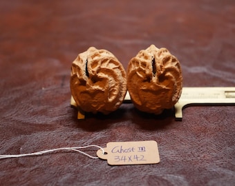 Ghost Face Walnut 鬼脸 Mini III (34 x 42 mm)