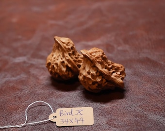 中国産クルミ材を使用したペア、愛らしい鳥の形をしたミニXサイズ（34×44mm）