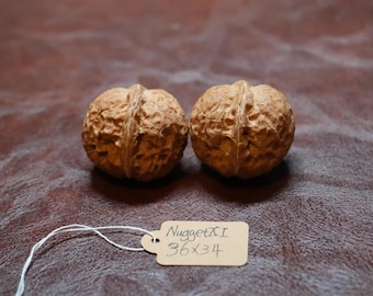 マッチングチャイニーズウォールナットコレクション：ゴールドナゲットシェイプXI（36 x 34 mm）