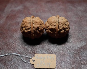 Matched TWO-Faced Yunnan Iron Wenwan Walnut Hand Rubbing Pair (35x34mm)