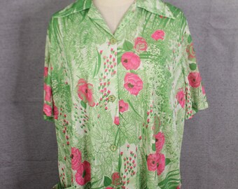 Vintage 1970&#39;s Size 22 Green Pink White Funky Floral Short Sleeve Casual Top