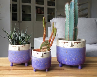 Violet Blue Face Pot With Legs - Cylinder flower vase/pot/planter - Cup / Bowl - freckled face / spotted body and legs - Pastel colour