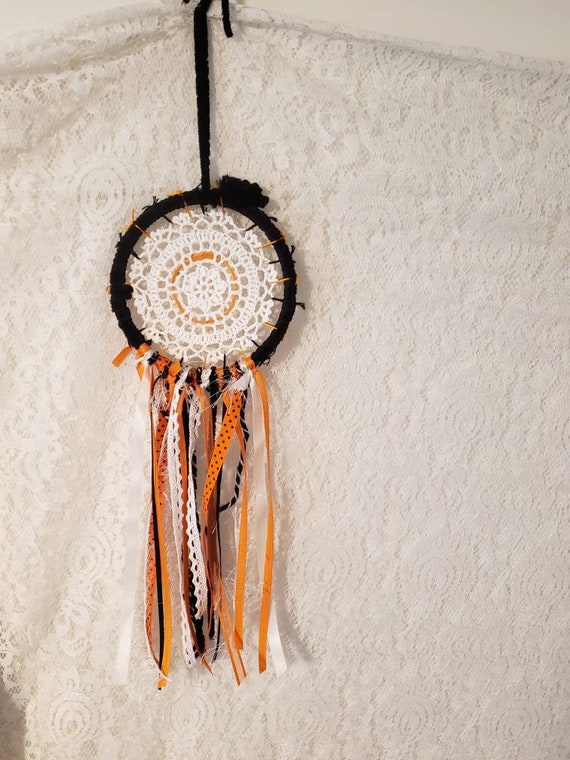 Doiley Dream Catcher: Halloween Bohemian Wall Decor