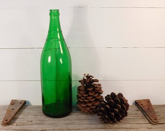 Vintage Green Glass Nehi Bottling Company Botella de refresco de 32 oz, botella de colección, decoración de granja