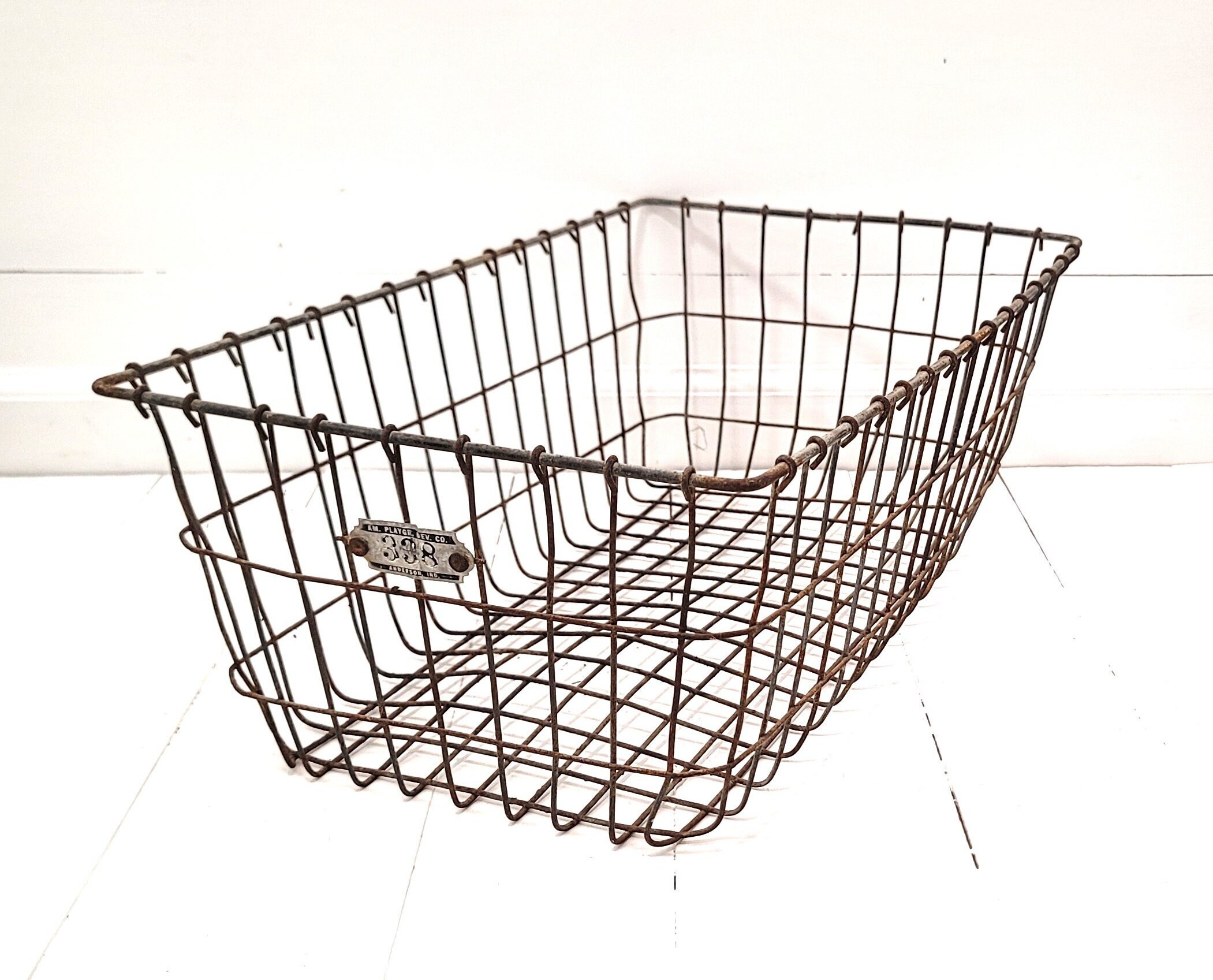 Vintage Baskets – JAMsCraftCloset