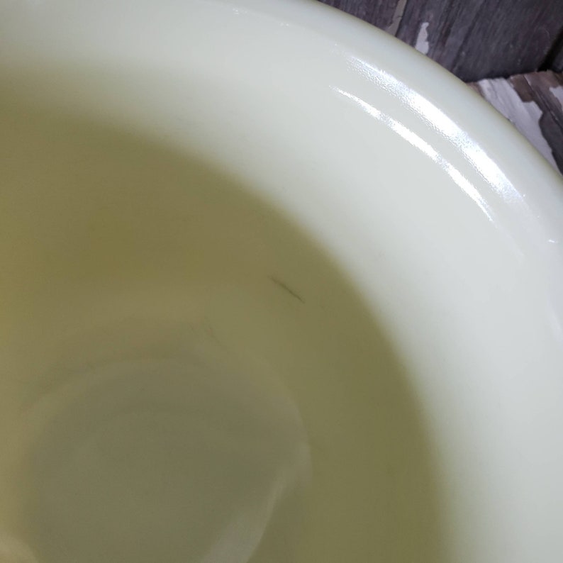 Farmhouse Vintage Hamilton Beach Custard Mixing Bowl Cottage Custard Mixing Bowl Farm Kitchen Hamilton Beach Mixer Yellow Mixing Bowl
