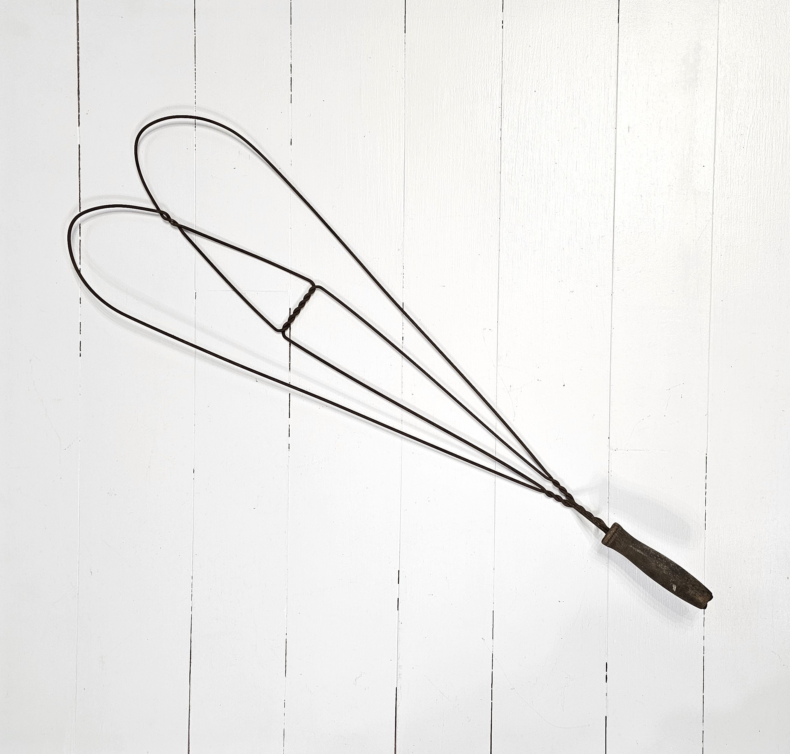 Antique Rug Beater - Farmhouse Wall Decor - Rusty Metal Rug Beater - Etsy