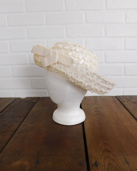 Vintage Juli-kay Chicago Cellophane Straw Hat, Summer Hat  display picture 1