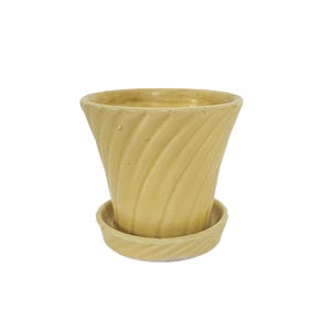 Vintage USA Pottery Swirl Yellow Flower Pot Planter With Attached Underplate