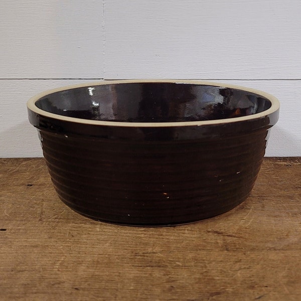 Vintage USA Pottery Brown Ribbed Crock Bowl - Stoneware Fruit Bowl - Farmhouse Kitchen