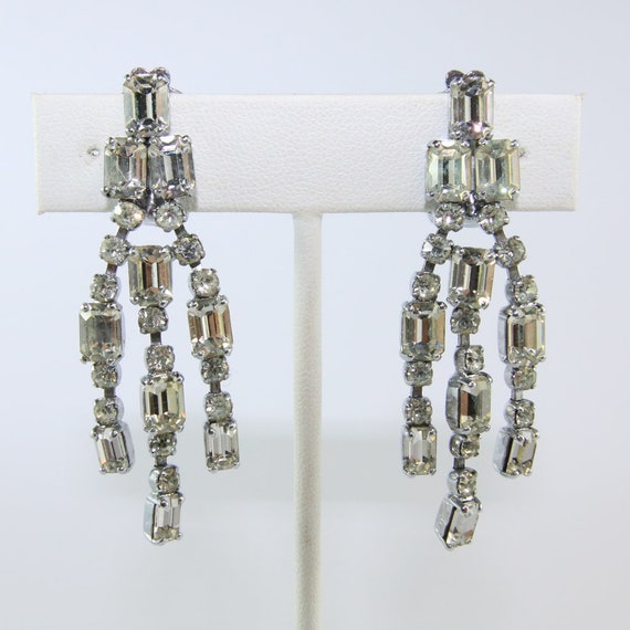 HQM Austrian Vintage Unsigned Multi Stone Three Ta