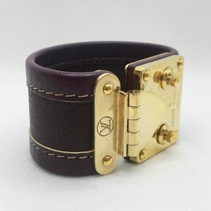 Louis Vuitton LV leather rope magnetic buckle bracelet CNC carved