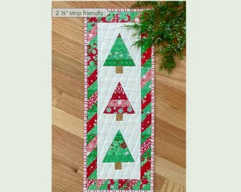 PAPER: Wee Three Trees Mini Quilt Pattern, Christmas Tree Mini Quilt Pattern, Mini Quilt Pattern, Jelly Roll Mini Quilt Pattern