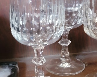 SCHOTT ZWIESEL Germany FLAMENCO cut crystal wine and water glasses.