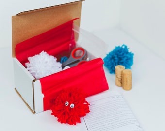 Pompoms galore kids' DIY kit