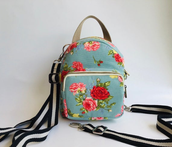 Handmade Blue Floral Canvas Backpack: Small Roses Rucksack  display picture 3