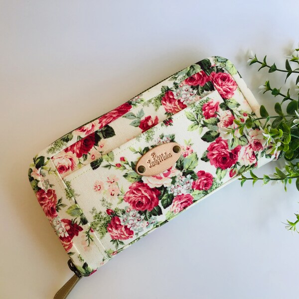 Wallet for women, Red roses wallet, Pink flowers wallet, wallet handmade, Long zipper wallet, Credit card wallet, Gifts for her