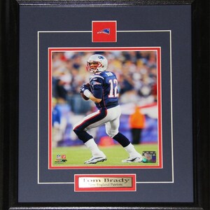 Tom Brady New England Patriots 8x10 Football Memorabilia Collector Frame