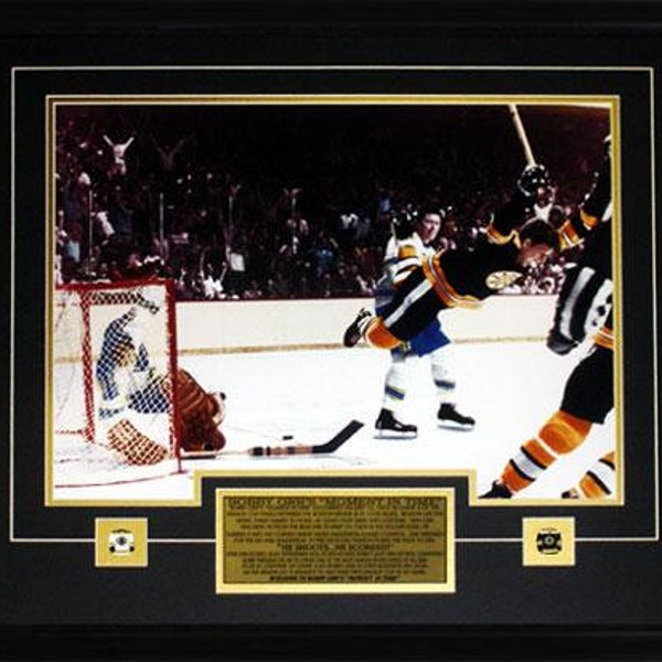 Bobby Orr Boston Bruins The Goal Color 16x20 Boston Bruins Hockey Frame