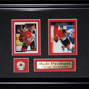 Cadre de collection pour 2 cartes souvenirs de hockey des Red Wings de Detroit, Bob Probert