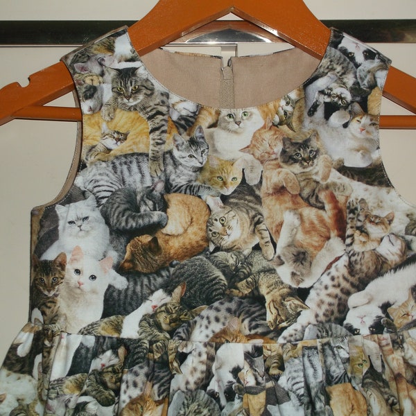 Cuddling cats dress