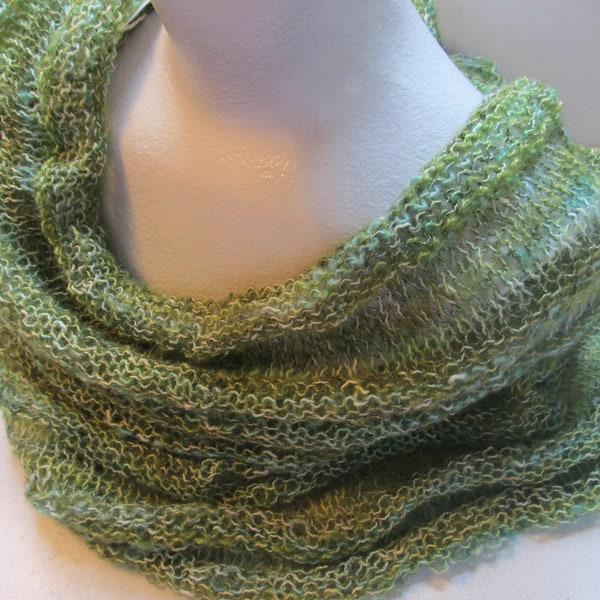 versatile lightweight cowl